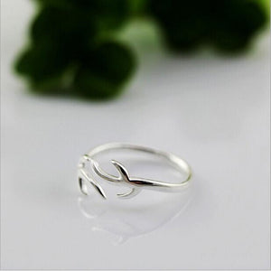 Women's Simple Smooth Surface Open Antler Ring