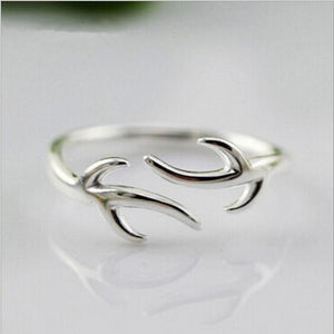 Women's Simple Smooth Surface Open Antler Ring